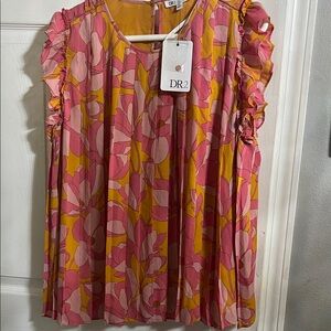 DR2 Pink and Orange Floral Top